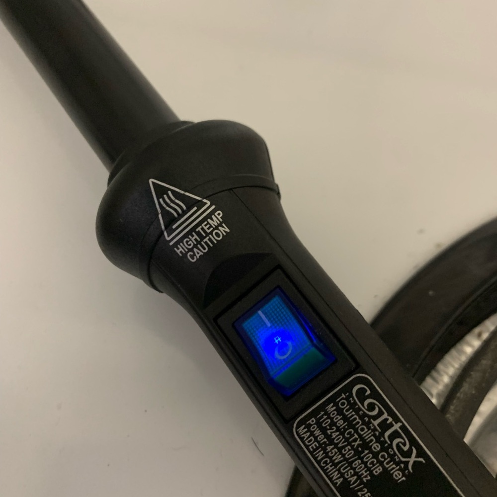 Black small barrel Curling Iron